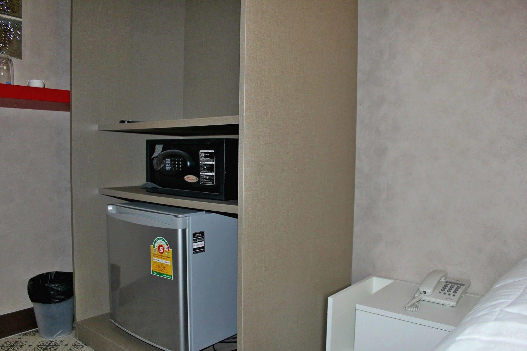 Everest Boutique Hotel Bangkok Buitenkant foto